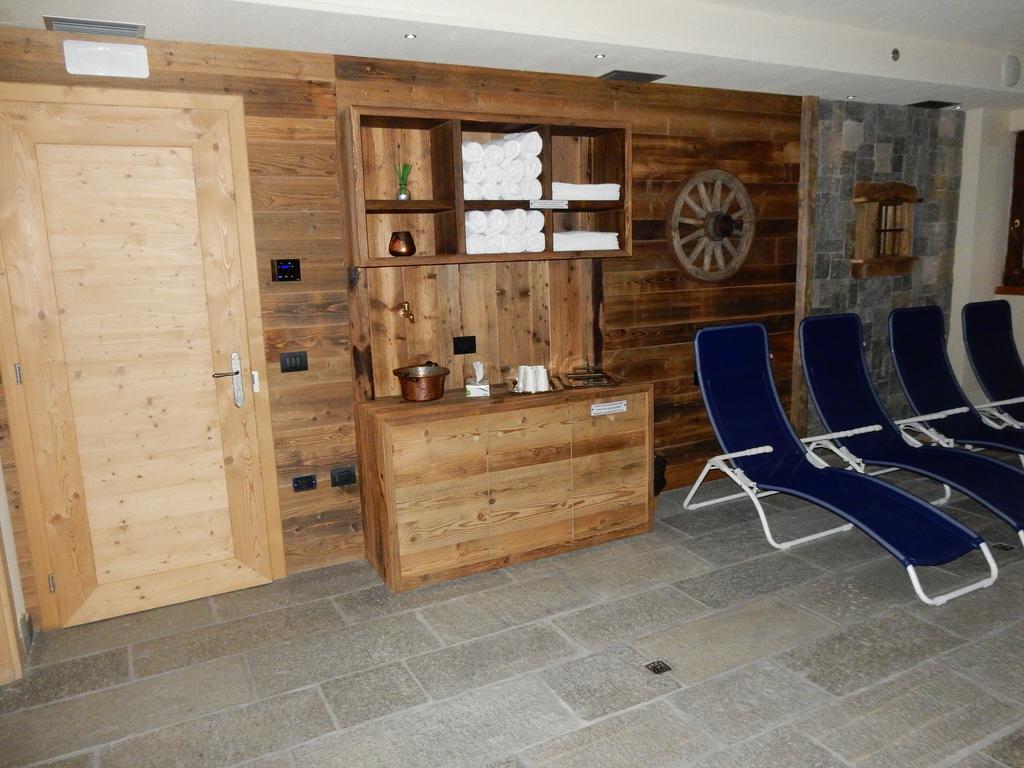 Residence Baita Cusini Livigno Exterior photo