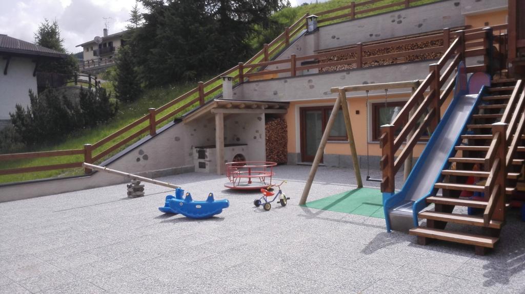 Residence Baita Cusini Livigno Exterior photo